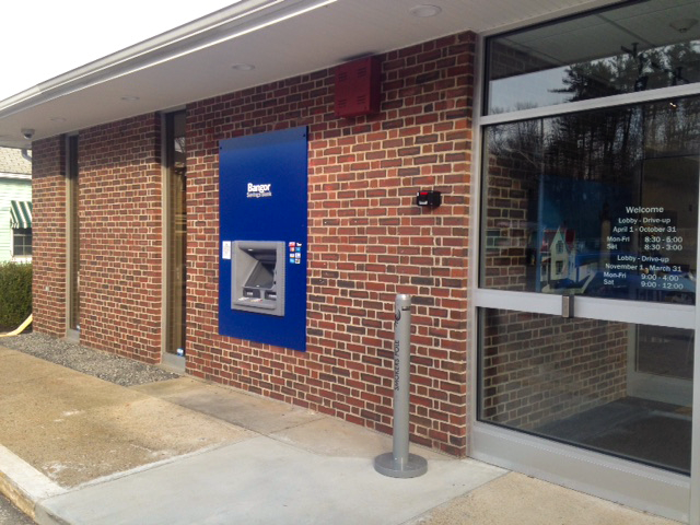 24 hour ATM at Bangor Savings Bank in Ogunquit