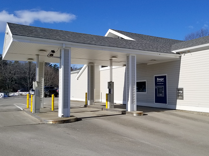 Drive up lane at the Orono branch
