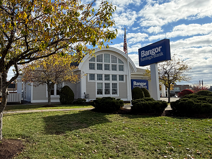 Bangor Savings Bank Bangor - Hogan Rd branch