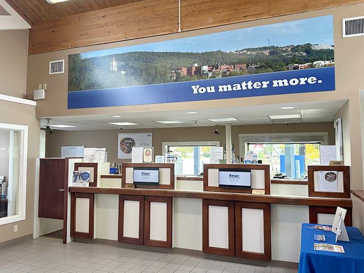 Teller counter in the Louden Rd branch