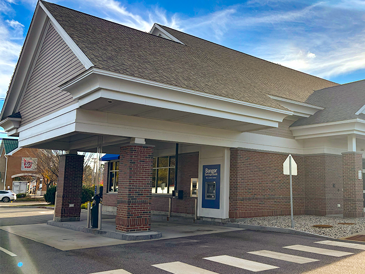 Drive up lane at the Windham, ME branch