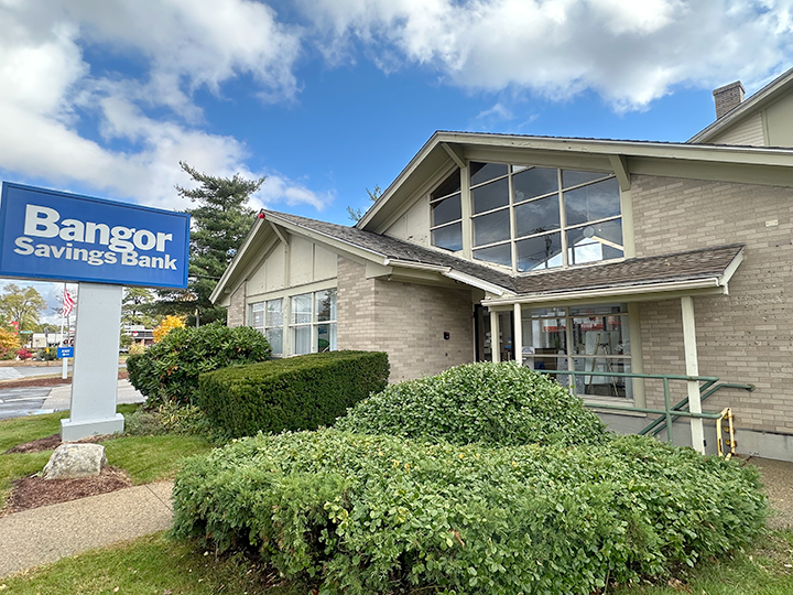 Bangor Savings Bank - Concord, NH - Louden Rd branch