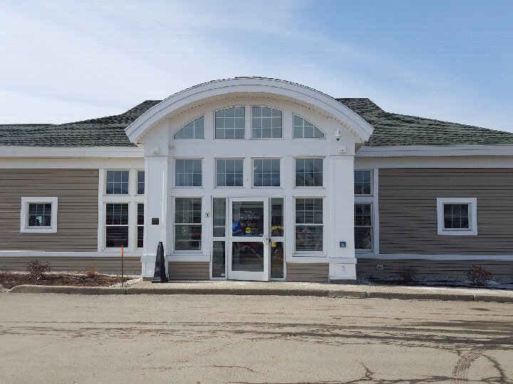 Bangor Mall area branch front door