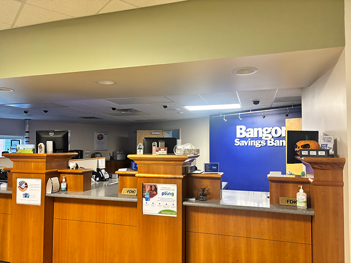 Teller counter in Dover-Foxcroft, ME